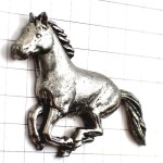 ピンバッジ・駆ける馬ウマうまシルバー銀色 PEWTER SILVER A-R-BROWN HORSE