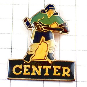 ピンバッジ・アイスホッケー選手センター水色ユニフォーム CENTER HOCKEY