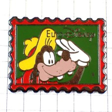 ピンバッジ・敬礼するグーフィー犬ディズニー切手型 GOOFY PLUTO STAMP EURODISNEY