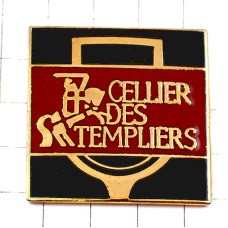 ピンバッジ・ワイン酒セラー馬テンプル騎士団 CELLIER-DES-TEMPLIERS FRANCE