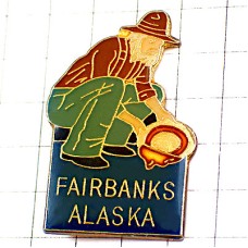 ピンバッジ・フェアバンクス金ゴールドラッシュ砂金採りアラスカ州アメリカ/USA FAIRBANKS ALASKA  GOLD-FINDER