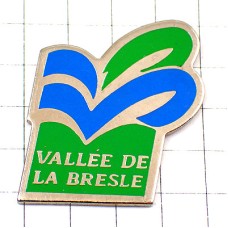 お買得ピンバッジ・青と緑のライン線 BRESLE RIVER FRANCE