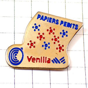 ピンバッジ・ヴェニリアお花模様の壁紙 VENILIA PAPER