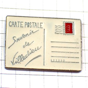 ピンバッジ・葉書ハガキ赤い郵便切手 POSTCARD VILLEDIEU SOUVENIR CARTE-POSTALE