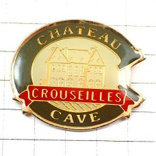 ピンバッジ・シャトードクルゼイユ白い城ワイン葡萄酒 CHATEAU-CROUSEILLES MADIRAN PACHERENC FRANCE