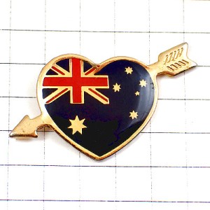 ピンバッジ・オーストラリア国旗ハート型アーチェリー矢が刺さる FLAG AUSTRALIA