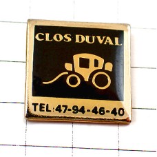 ピンバッジ・ワイン葡萄酒アンティークの馬車 CLOS-DU-VAL