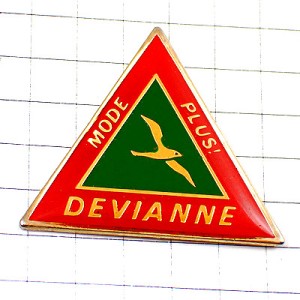 ピンバッジ・トリ赤い三角カモメ鳥 DEVIANNE FRANCE