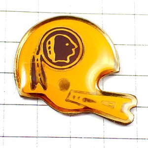 ピンバッジ・アメフト/USAワシントンレッドスキンズ羽根飾りネイティブアメリカン男 WASHINGTON REDSKINS HELMET