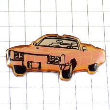 ピンバッジ・ピンク色キャディラック車GM PINK-CADILLAC ELVIS-PRESLEY CADILLAC USA