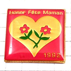 ピンバッジ・ピンク色の花ハート母の日 BONNE-FETE-MAMAN FRANCE