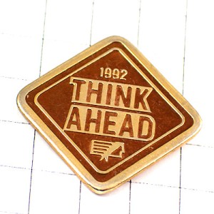 ピンバッジ・先を読む1992年メッセージ英語 THINK-AHEAD