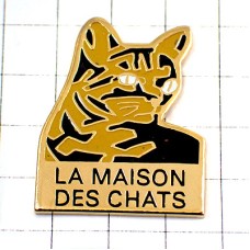 ピンバッジ・猫ネコの家 LA-MAISON-DES-CHATS FRANCE