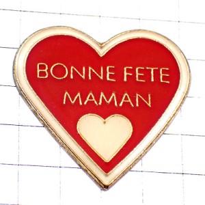 ピンバッジ・赤と白のハート母の日 BONNE-FETE-MAMAN FETE-DES-MERES FRANCE