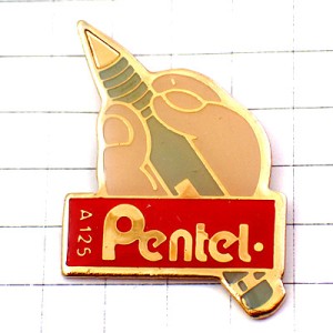 ピンバッジ・ペンテルのペン文房具マジックを握る PENTEL