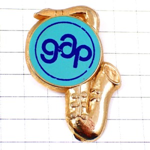 ピンバッジ・　GAP/金色サックス音楽サクソフォン楽器ゴールド