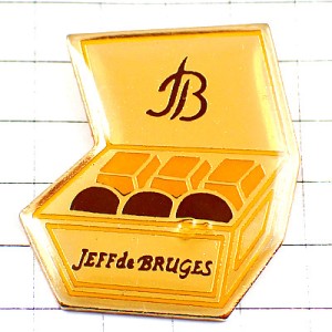 ピンバッジ・ジェフドブルージュ箱チョコレートお菓子 JEFF-DE-BRUGES BELGIUM