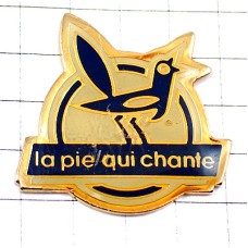 ピンバッジ・ラピキシャント鳥カササギ鵲キャンディお菓子 LA-PIE-QUI-CHANTE FRANCE