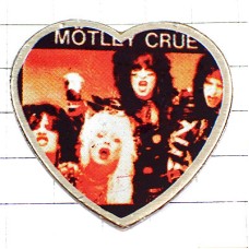 ピンバッジ・モトリークルー/USAハート型ロックバンド音楽ヘビメタ系 MOTLEY-CRUE