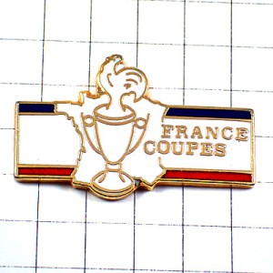 ピンバッジ・鶏ニワトリ優勝杯フランス地図トリコロール青白赤 FRANCE COUPES CUP