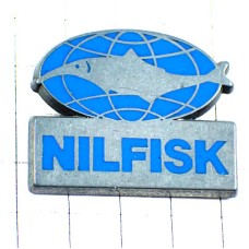 ピンバッジ・銀色のサメ鮫さめ魚 NILFISK JAW DANEMARK DENMARK