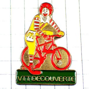 ピンバッジ・マクドナルド赤いＶＴＴ自転車に乗るドナルドＭ RONALD MC-DONALDS