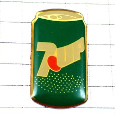 ピンバッジ・セブンアップ飲物グリーン缶 7UP SEVEN-UP