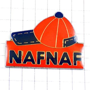 ピンバッジ・ナフナフ赤い野球帽 NAF-NAF