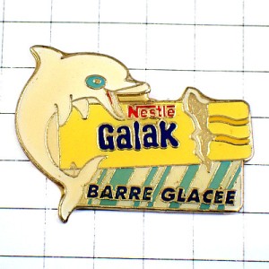 ピンバッジ・白いイルカ海豚ホワイトチョコお菓子ドルフィン NESTLE GALAK CHOCOLATE