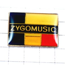 ピンバッジ・90年代の抽象画 ZYGOMUSIC 音楽番組M6