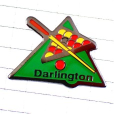 ピンバッジ・ビリヤード球とキュー緑色の台 BILLIARD SNOOKER BILLARD DARLINGTON