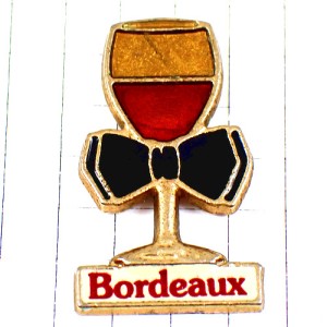 ピンバッジ・ボルドー葡萄酒ワイングラス黒リボン付 BORDEAUX FRANCE