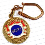 キーホルダー・シャンパーニュ酒シャンパン王冠ドゥーツ CHAMPAGNE DEUTZ FRANCE