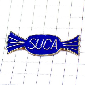 ピンバッジ・キャンディ青い包み紙ＳＵＣＡ