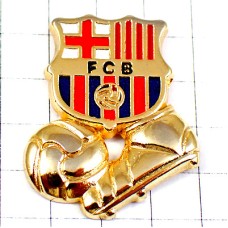 ピンバッジ・FCバルセロナ紋章サッカー球バルサ金色ゴールド靴とボール球 FCB BARCA FC-BARCELONA SPAIN BARCELONA