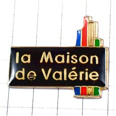 ピンバッジ・ヴァレリーの家 LA-MAISON-DE-VALERIE FRANCE