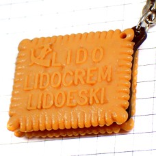キーホルダー・LIDOチョコサンドビスケットお菓子 LIDOCREM LIDOESKI PETIT-BEURRE BISCUIT FRANCE