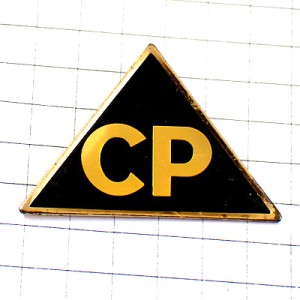 ピンバッジ・黒い三角アルファベットＣＰ