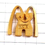 ピンバッジ・マクドナルドＭ金色ゴールド城砦の塔