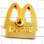ピンバッジ・シャンゼリゼ大通り住所表記マクドナルドＭ金色ゴールド