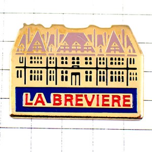 ピンバッジ・お城の建物 LA-BREVIERE FRANCE