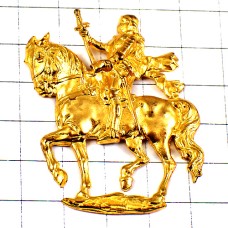 ピンバッジ・馬上のジャンヌダルク金色ゴールド JEANNE-D-ARC FRANCE