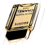 ピンバッジ・シャネル香水エゴイスト金色ゴールド壜オードトワレ型 CHANEL PARIS EGOISTE FRANCE