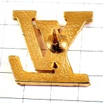 ピンバッジ・ルイヴィトンLV緑マレティエ鞄職人 VUITTON-MALLETIER PARIS LOUIS-VUITTON FRANCE