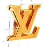 ピンバッジ・ルイヴィトンLV緑マレティエ鞄職人 VUITTON-MALLETIER PARIS LOUIS-VUITTON FRANCE