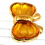 ピンバッジ・ソニアリキエル蝶々リボン型オレンジ色のチョウチョウ SONIA-RYKIEL PARIS FRANCE