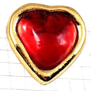 ブローチ・イヴサンローランYSL/赤いハート型 YVES-SAINT-LAURENT FRANCE BROOCH