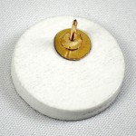 ピンバッジ・NEW!イカリ錨ボート船ヨット木製 PAINTED WOOD BOAT ANCHOR 自由と友情 海の上の暮らし