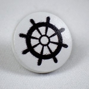 ピンバッジ・NEW!船のカジ舵ボートヨット PAINTED WOOD BOAT-S-WHEEL