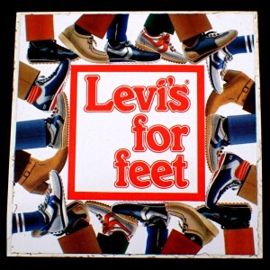 ステッカー・リーバイス洋服ブランド靴 LEVISの足元  LEVI-S-FOR-FEET USA